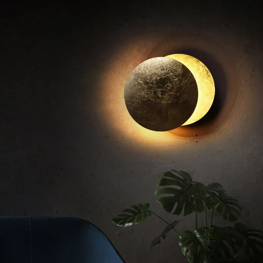 Eclipse Moon Lamp